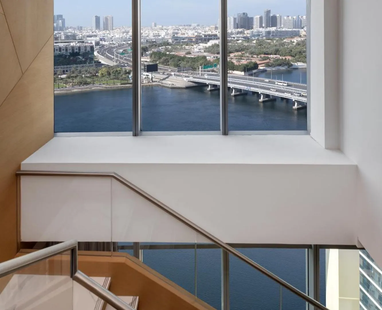 Hilton Dubai Creek Hotel & Residences 5*,  United Arab Emirates