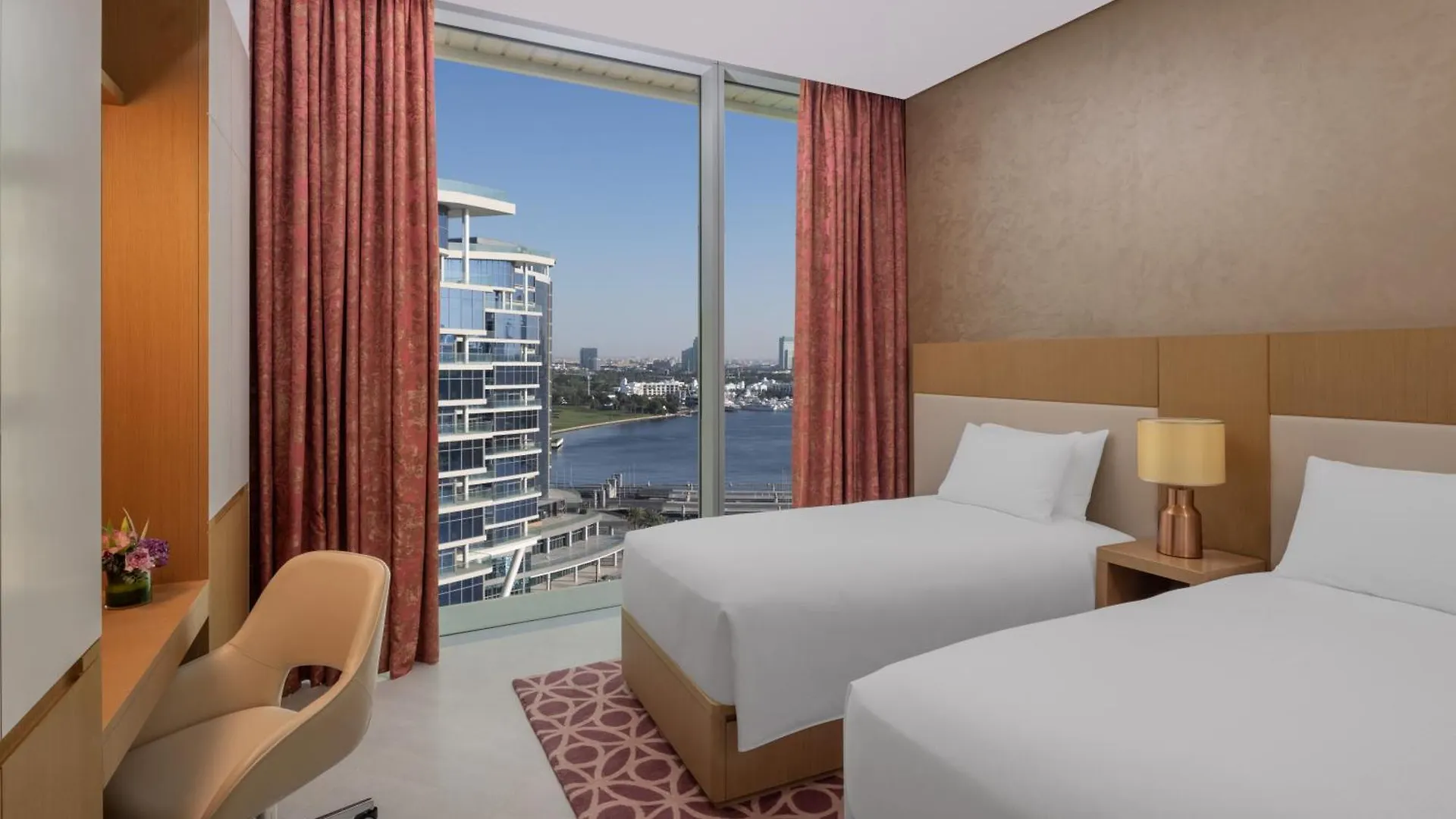 Hilton Dubai Creek Hotel & Residences
