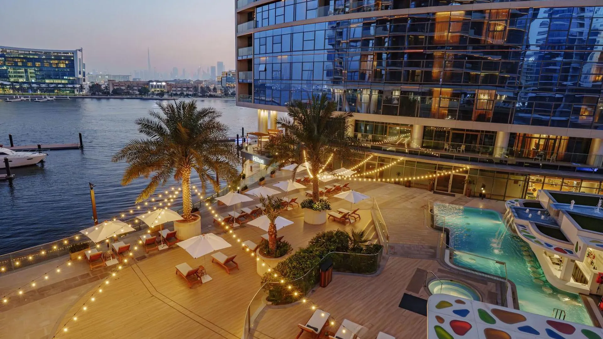 Hilton Dubai Creek Hotel & Residences